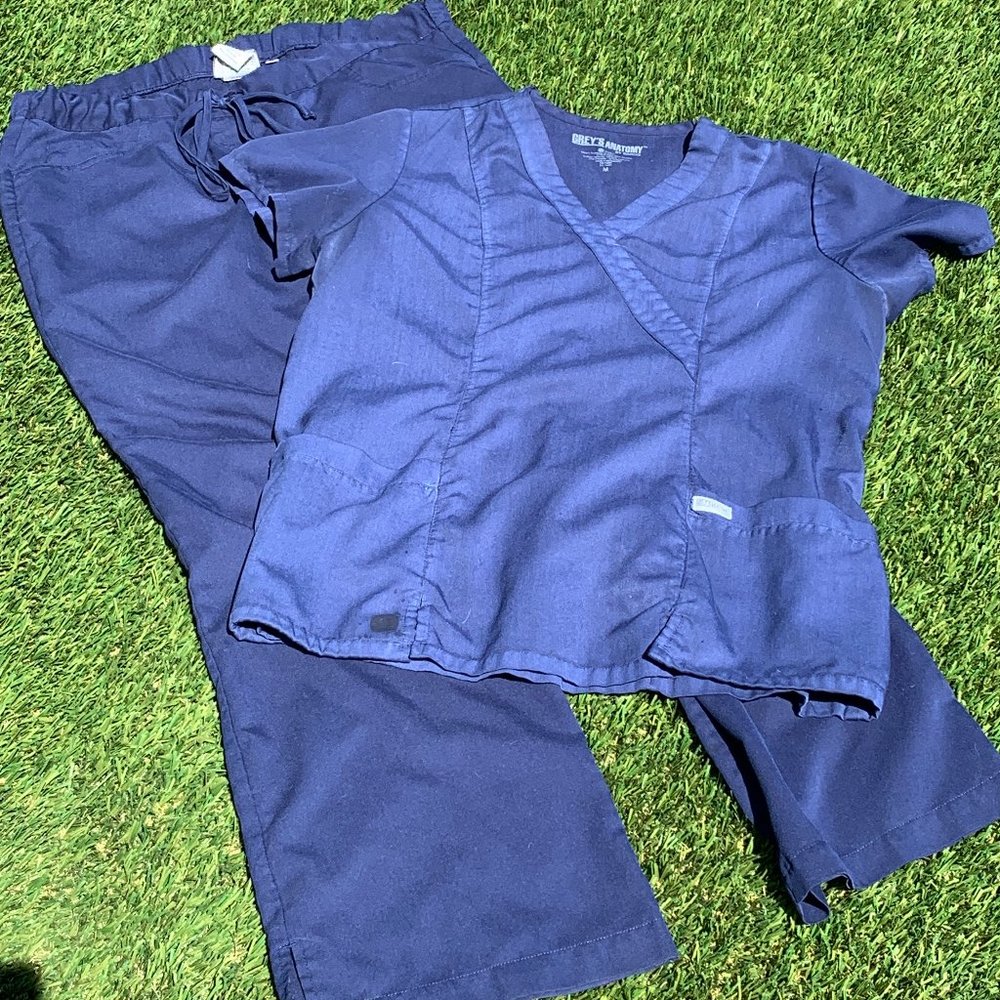 Grey's Anatomy Navy Medium Scrub Set